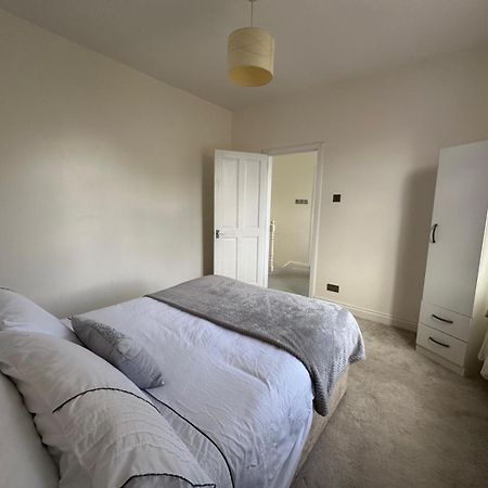 Luxurious Living 4 Bedroom Home Londres Exterior foto