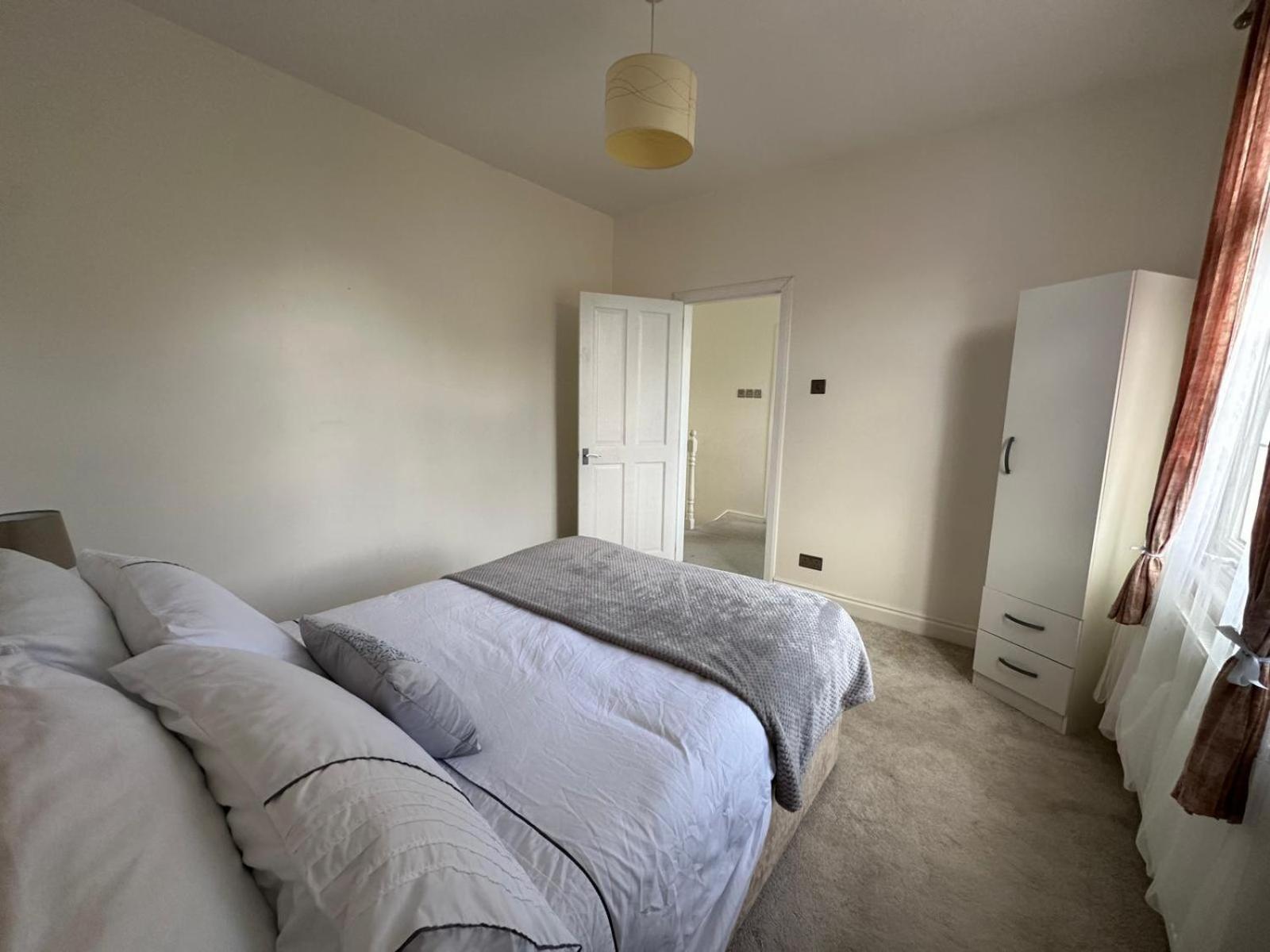 Luxurious Living 4 Bedroom Home Londres Exterior foto